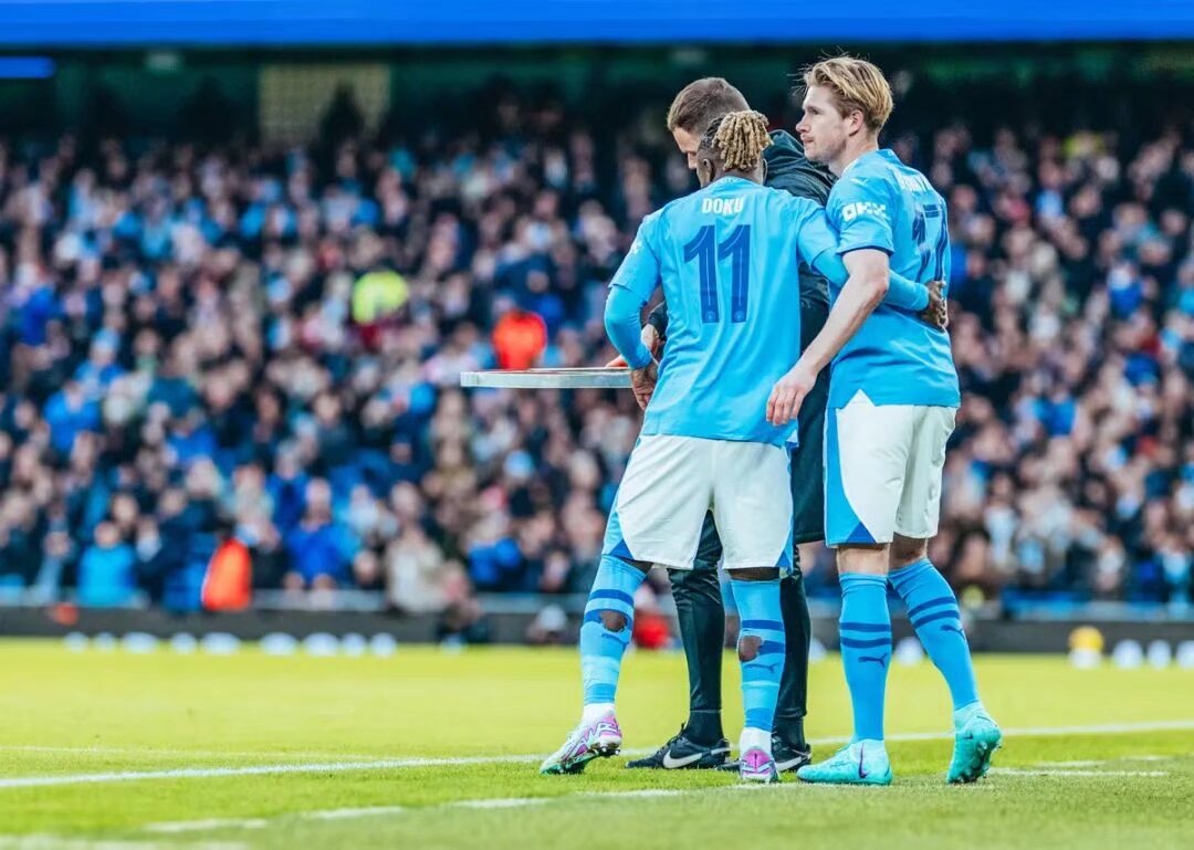 曼联旧将：B费要学会包容队友，而利马是一位天生领袖（前曼联球员：B费应学会包容队友，利马天生具备领袖气质）